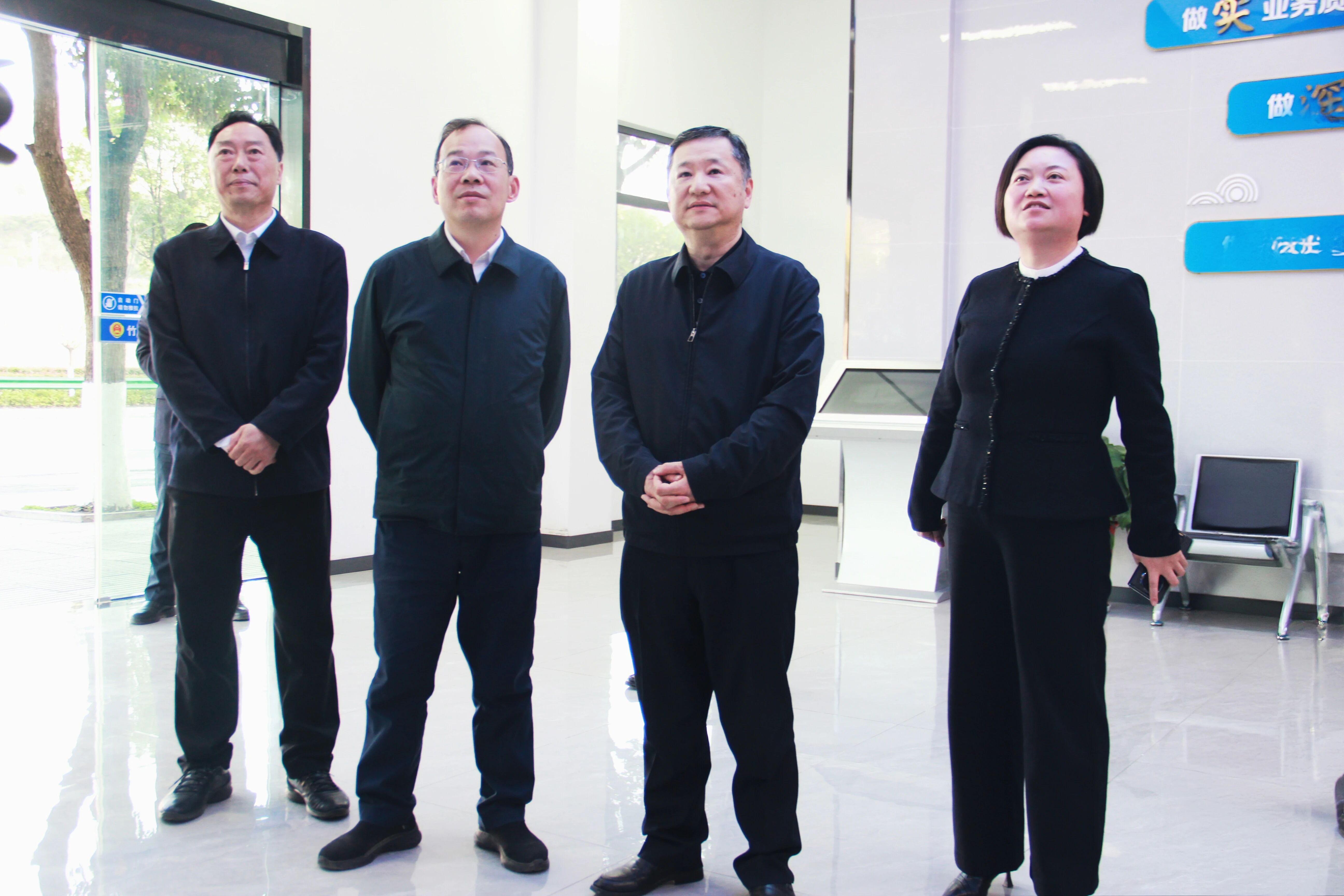 省检察院调研组来堰调研指导检察工作